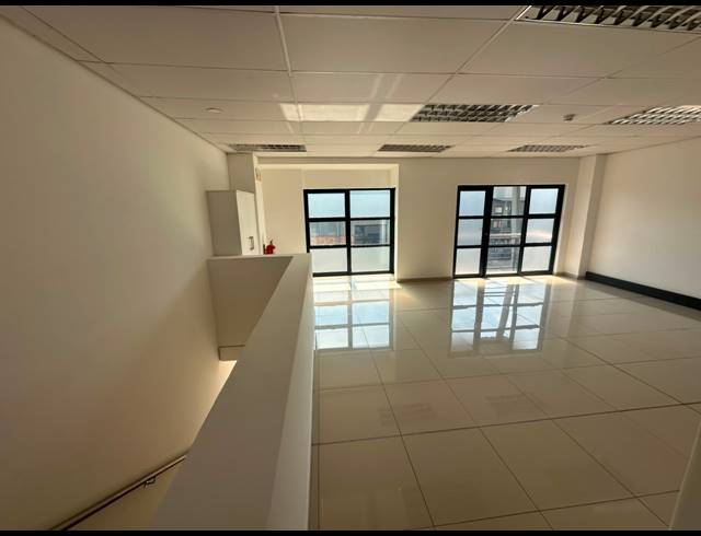 414M² WAREHOUSE TO LET IN KYA SANDS